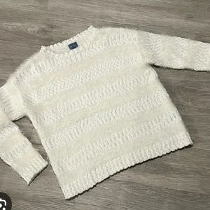 Neely Winter White fuzzy sweater